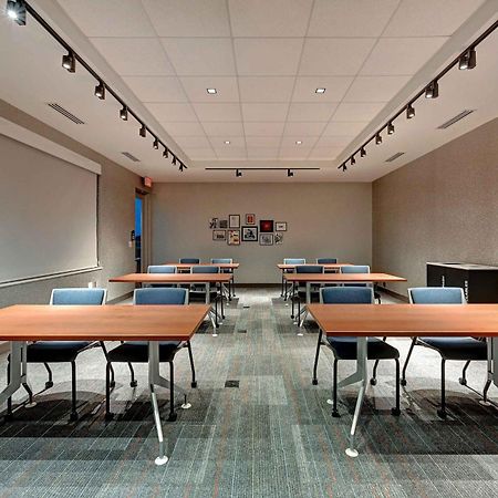 Aloft Mooresville Bagian luar foto